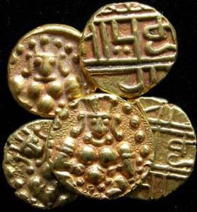 Nayakas of Chitradurga, Durgi Pagoda (5), Gold, 3.3-3.4 g, 18th century AD. Obv Balakrishn