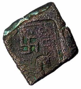 Satavahanas, Satakarni, Copper, 8.3 g, Nasik-Lion type, a slim lion standing to right with