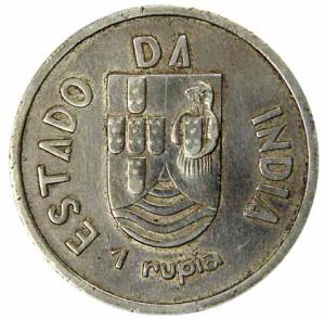 Assorted lot of 15 Colonial coins, Silver (3) & Copper (12): Uma Rupia (2), Rupia, ½ Tanga