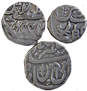 Bindraban Mint, Silver (3), ½ Rupee and ¼ Rupee (2), RY 44. Very Fine+, Scarce. (3)