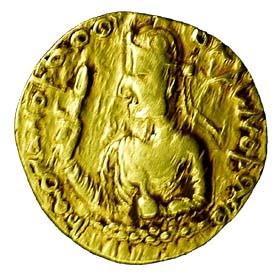 Kushanas, Huvishka, Gold, Dinara, 7.8 g, king seated on clouds facing left on obv, a stand