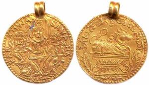 Temple Token, Gold, 3.2 g, Shiva Parivar including Shiva, Paravati and Ganesh on onv, and 