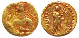 Kushanas, Huvishka, Gold, 7.68 g, ODIIO type with the Goddess similar to Nana facing right