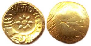 Yadavas of Devagiri, Ramdeva, Gold, 3.79 g, Padma Tanka, five punches type with a big Padm
