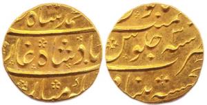 Muhammad Shah, Gold, 10.97 g, Mohur, Khujista Bunyad Mint, RY 3 (KM# 438.13). Complete min