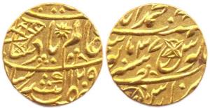 Muhammadabad Banaras Mint, Gold, 10.80 g, Mohur, in the name of Shah Alam II, AH 1209/37, 