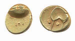 Anonymous, Gold, ½ Hudki Pagoda, without initials. The rev is off centre, About Extremely 