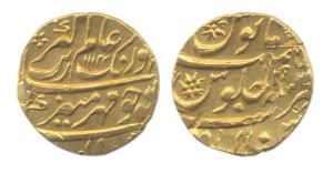 Aurangzeb, Gold, Mohur, Ahsanabad Mint, AH 1114/46. File marks on rev, Extremely Fine.