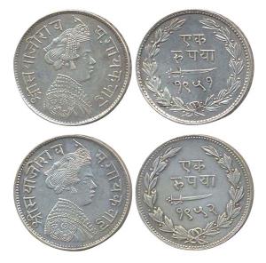 Sayaji Rao III, Silver (2), Rupee, small flan type, VS 1951 and 1952. Very Fine+, Scarce. 