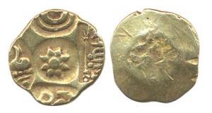 Yadavas of Devagiri, Singhana (AD 1200-1247). Gold Padma Tanka, central punch of lotus flo