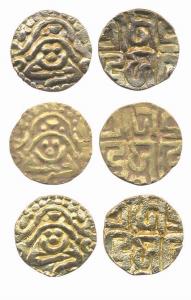 Kalachuris, Base Gold Dinar (3), 3.72g each, Probably struck in the name of Gangeyadeva by