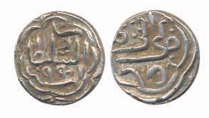 Qutb al-Din Bahadur, 1/6 Silver Tanka, 1.5g, AH 941 (G&G G 358). Both sides within double 