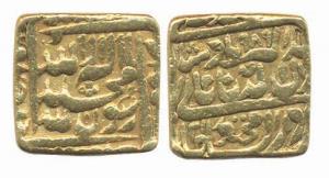 Akbar, Gold Mohur, 11.03g, Dar al Sultanat Fathpur Mint, AH 989. Fine+, Scarce.