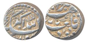 Akbar, Silver, Rupee, Qila Bandhu Mint, Riwaj Sikka Akbar, ND (KM 96.1). About Very Fine, 