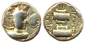 Indo-Sassanians, base Gold, 6.92 g, usual Persian bust of the ruler to right on obv, the p