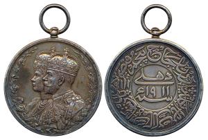 George V, Delhi Durbar Medal, Silver, conjoined busts of King George V and the Queen on ob