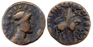 Kushanas, Soter Megas alias Wima Takto, Copper, 8.25 g, bust of the Kushan ruler to right 