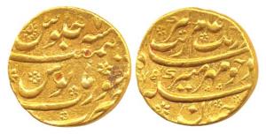Aurangzeb, Gold, Mohur, Surat Mint, AH 1075/7 (SA 315.45). About Very Fine.