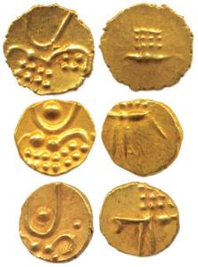 Hoysala, Viraraya, Gold (3), Fanam, stylized lion standing right with crescent above; rev.