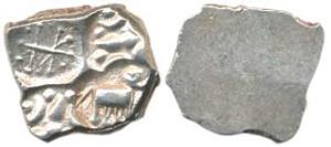 Punch-marked coins, Chindwara Region, Silver 1.71 g, ½ Karshapana, four symbols on obv. wi