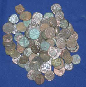 Chhatrapati Shivaji Maharaj, Copper, Shivaraee Paisa (100), chhatra/ pati on obv. and shri