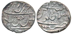 Farrukhsiyar (AH 1124-1131, AD 1712-1719), Silver Rupee, Mumbai Mint, AH 112X/6. Flan crac