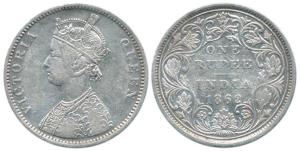 Victoria Queen, Silver Rupee, 1862, Bombay Mint, A / II / 0 / 7 with crescent. Very Fine, 