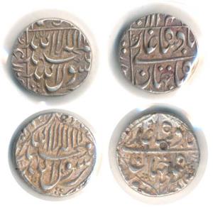 Shah Jahan, Silver ½ Rupee, Surat Mint, Kalima type, both different varieties. Very Fine a