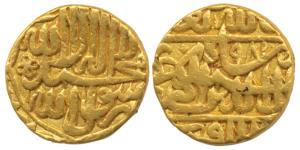 Akbar, Gold Mohur, 10.80g, Agra Mint, AH 981 (KM 106.1). About Very Fine, Rare.