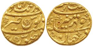 Aurangzeb, Gold Mohur, 10.89g, Aurangabad Mint, mint name on top (KM.315.10). About Very F
