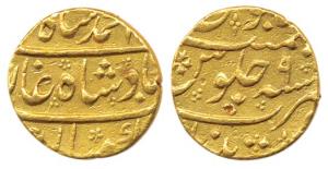 Muhammad Shah, Gold Mohur, 10.92g, Khujista Bunyad Mint, RY 9 (KM.438.13). Very Fine+.
