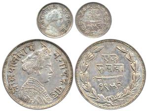 Sayaji Rao III, Silver Rupee & 2 Annas small flan VS 1952. (KM Y36a & 33a). About Uncircul