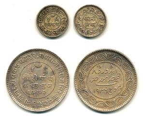 Khengarji III, Silver 5 Kori VS 1992; 1 Kori, VS 1985. Extremely Fine.