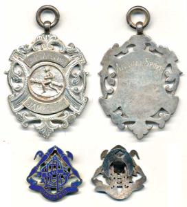 Jamkhandi State, Silver (2) Medal, athlete running to left; badge with blue enamel, both i
