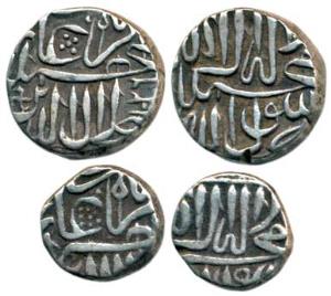 Akbar, Silver ½ and ¼ Mahmudi, AH 1026. Very Fine+. (2)