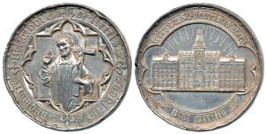 St. Francis Xavier, Silver Medal, 102g, figure of the Saint holding a cross in one hand an