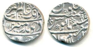 Aurangzeb, Silver Rupee, Islamabad Mint, AH 1112/45. Very Fine+, Scarce.