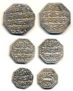 Gaurinath Simha, Silver Rupee, ½ and 1/4, SE 1707/5 and SE1707/6. Very Fine to About Extre