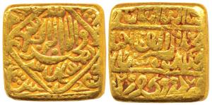Akbar, Gold Token, stylization that of a Mohur, 12.14 g, Kalima type. Very Fine.