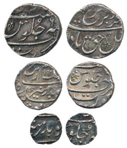 Aurangzeb and Farrukhsiar, Silver ½ Rupee (2), both with Surat Mint, the first with AH 109