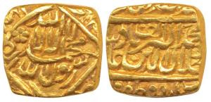 Akbar, Gold Heavy Square ½ Mohur, obv. Jalal ud-din Muhammad Akbar badshah ghazi, AH Alif 
