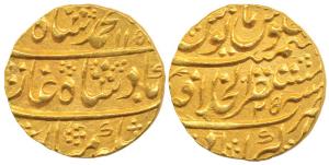 Muhammad Shah, Gold Mohur, 10.82g, Akbarabad Mint, AH 115x/25, near complete mint name at 