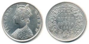 Victoria Queen, Silver Rupee, 1862, Madras Mint, B / II / 0 / 0. Very Fine+, Scarce.