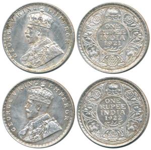 George V, Silver Rupee (2), 1921 and 1922. About Extremely Fine. (2)