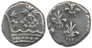 Pondicherry Mint, Silver 4 Royalins (2 Fanon), 2.98g, flowered crown type, fleur de lis on