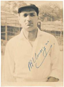Autograph of Polly Umrigar on photograph, a well-known cricketer he received the Padma Shr