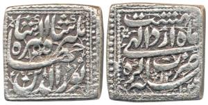 Jahangir, Silver Square Rupee, 10.78g, Agra Mint, AH 102x/12, Ardibihisht Month. Very Fine