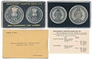 1973 Uncirculated Set, Grow More Food, set of 2, Rupees 10 and 20. In immaculate condition