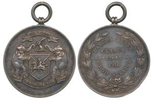 Baroda, Census Medal, Silver, 38mm, obv. coat of arms of the state with legend Jai Mahadev