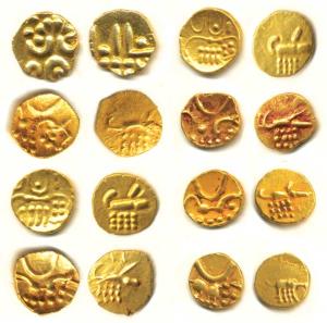Hoysalas, Vira Raya, Gold Fanam (8), obv. stylized lion standing right with crescent above
